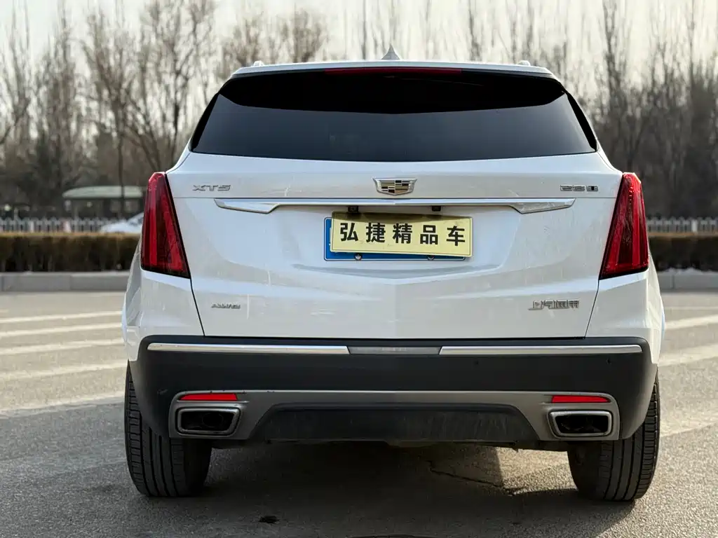 CADILLAC XT5