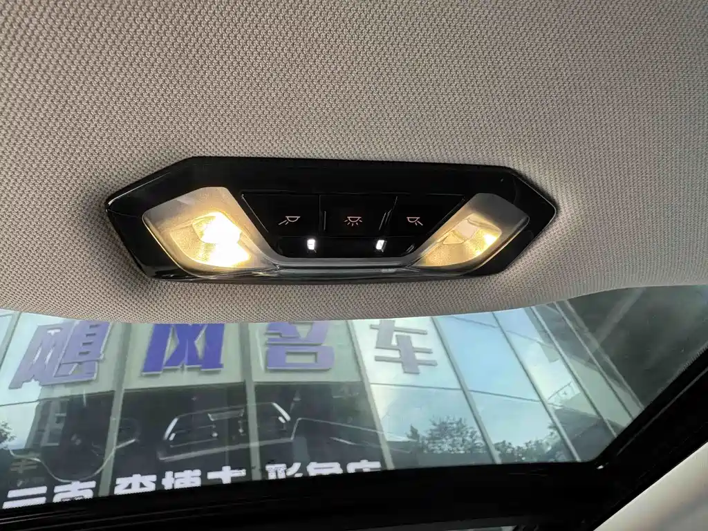 BMW 3 Series — миниатюра 15