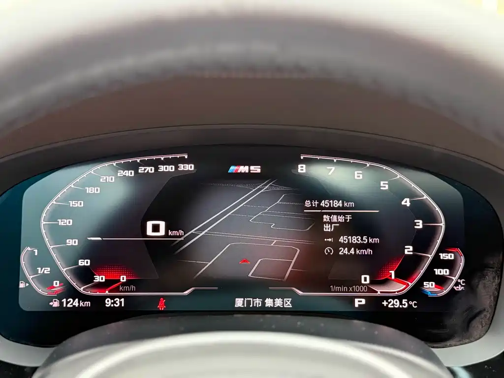BMW 5 Series — миниатюра 9