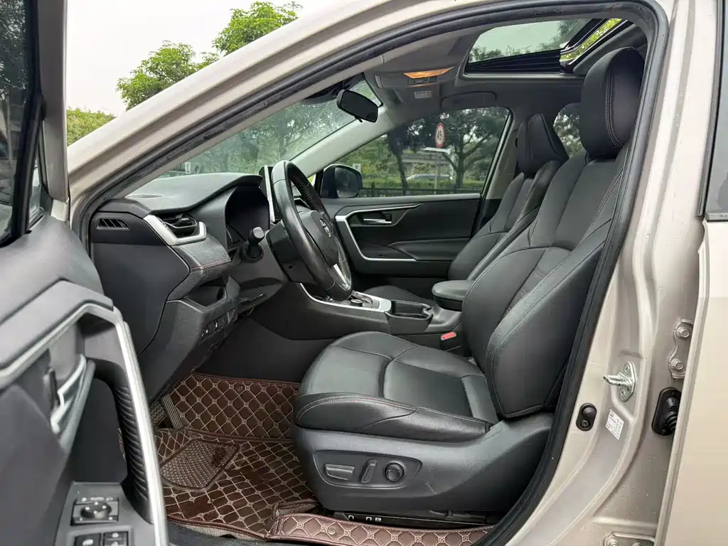 Toyota Wildlander New Energy — миниатюра 5