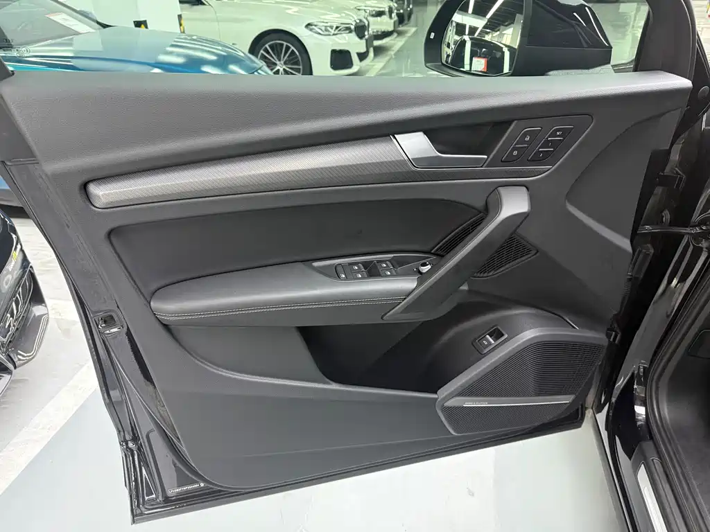 Audi Q5L — миниатюра 6