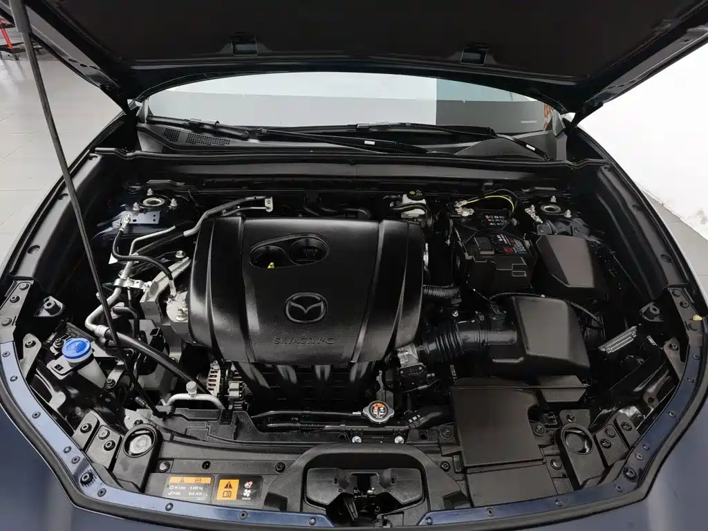 Mazda CX-30 2025 Синий из Китая, фото 3