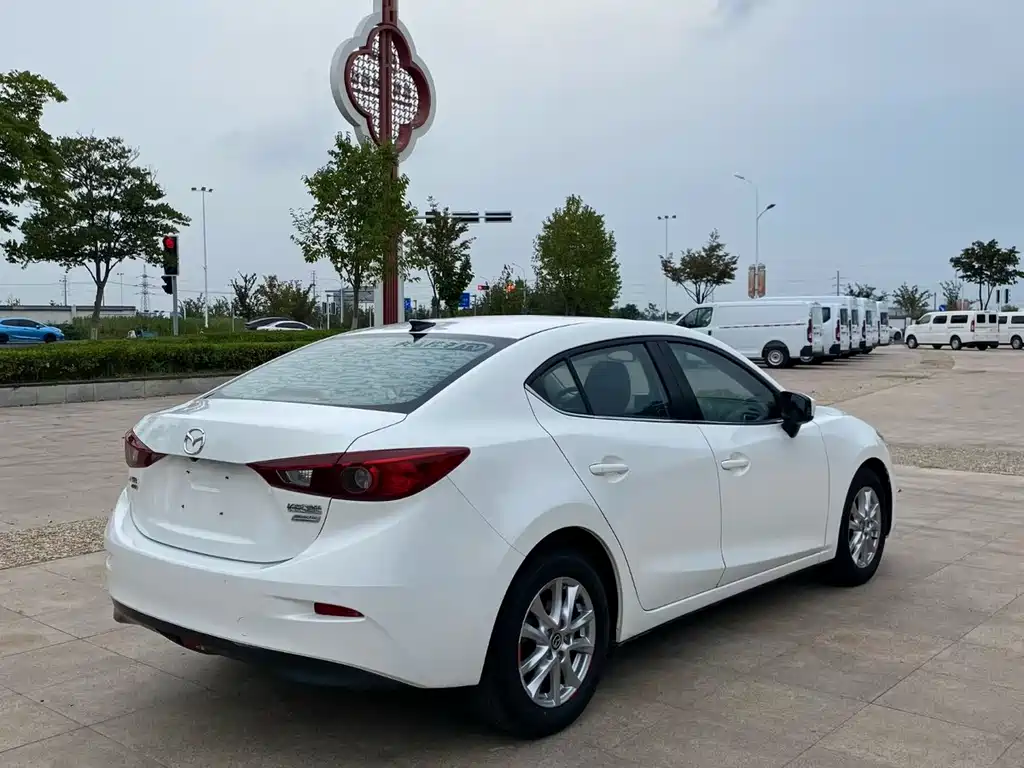 Mazda 3 Axela — миниатюра 9