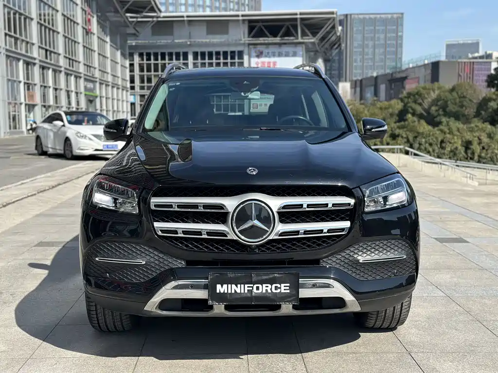 MERCEDES-BENZ GLS