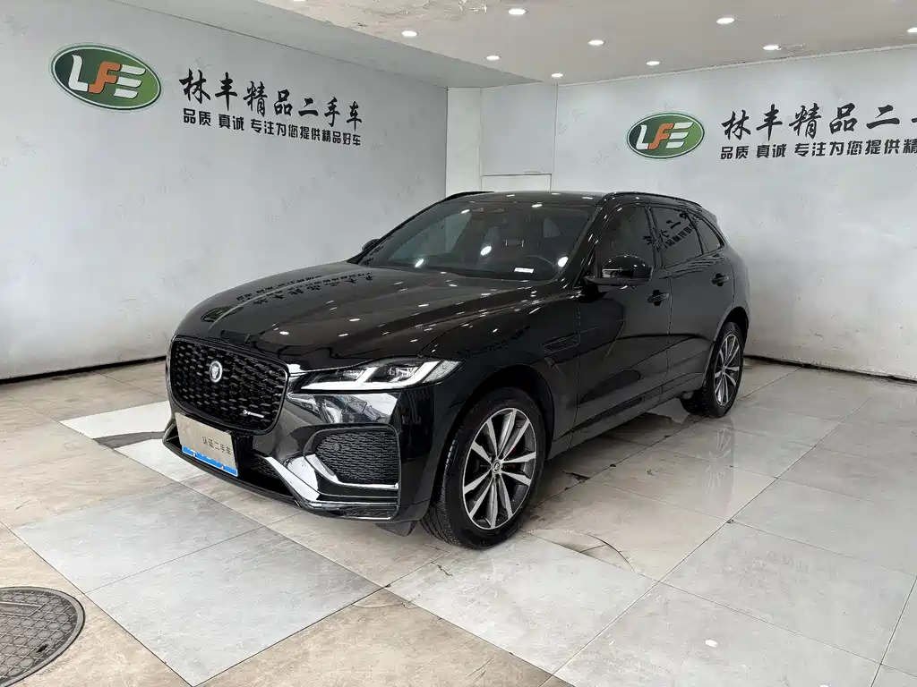 Jaguar F-PACE 2024