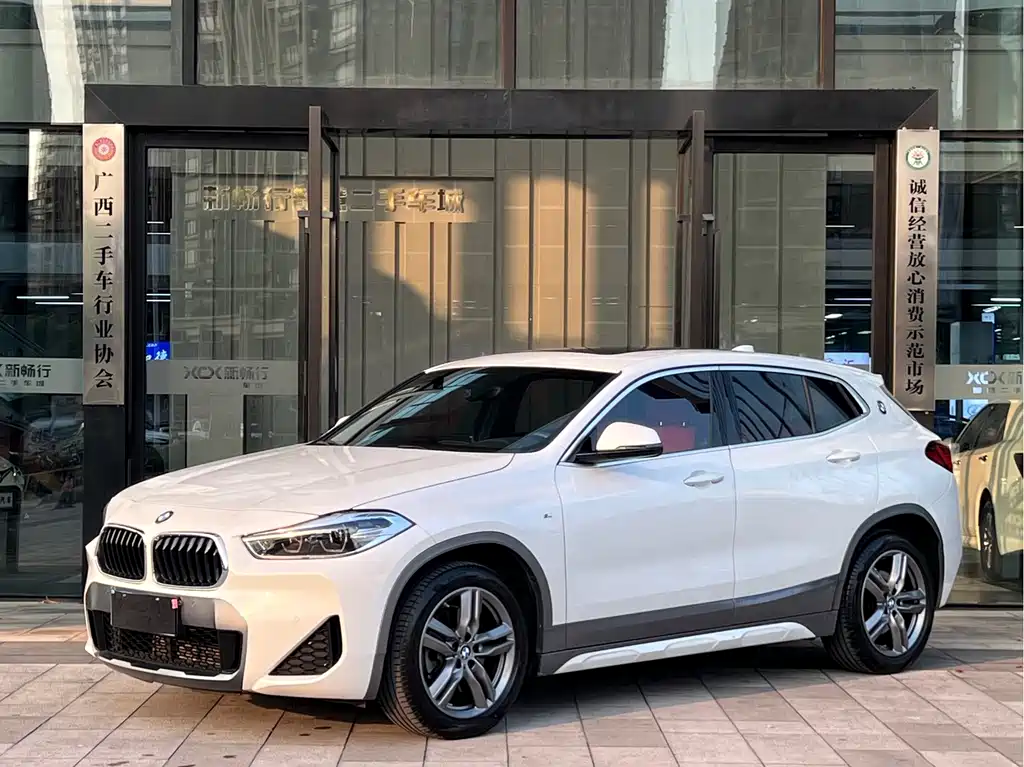 BMW X2