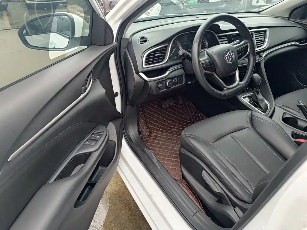 Buick Excelle — миниатюра 3