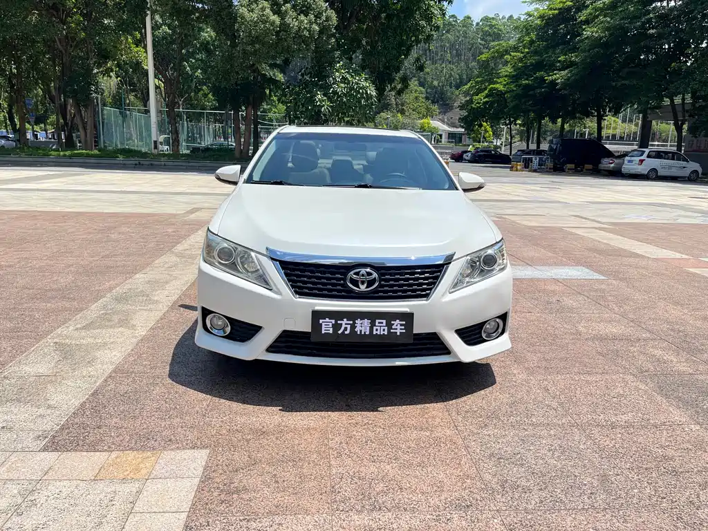 Toyota Camry 2012 2.0S