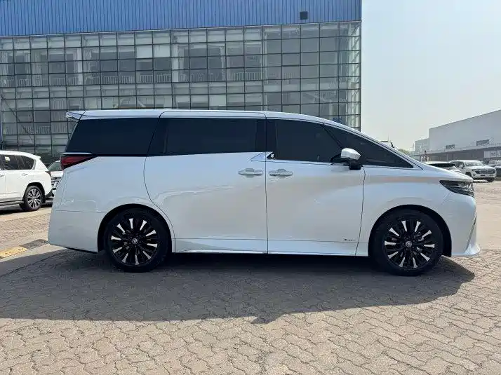 Toyota Alphard 2026 2.5L AT