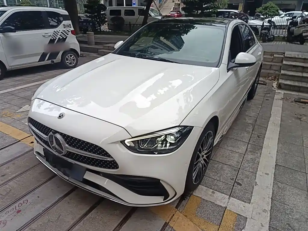Mercedes-Benz C-Class 2023