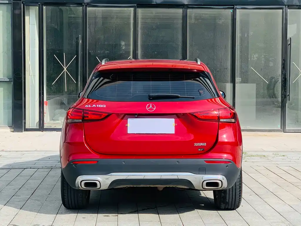 Mercedes-Benz GLA — миниатюра 6