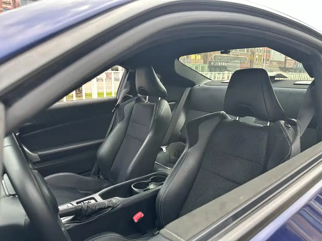 Toyota 86 — миниатюра 6