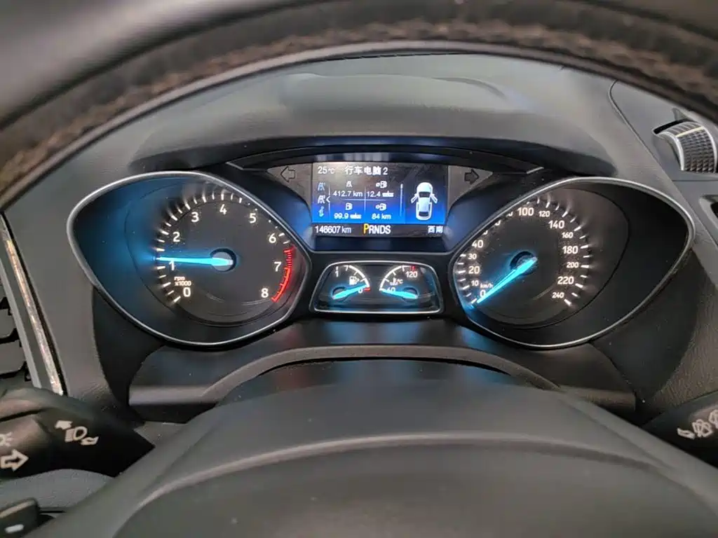 Ford Kuga — миниатюра 12