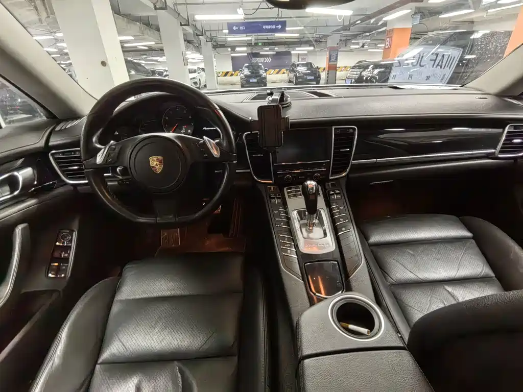 Porsche Panamera — миниатюра 8