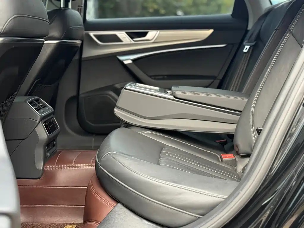 Audi A6L — миниатюра 8