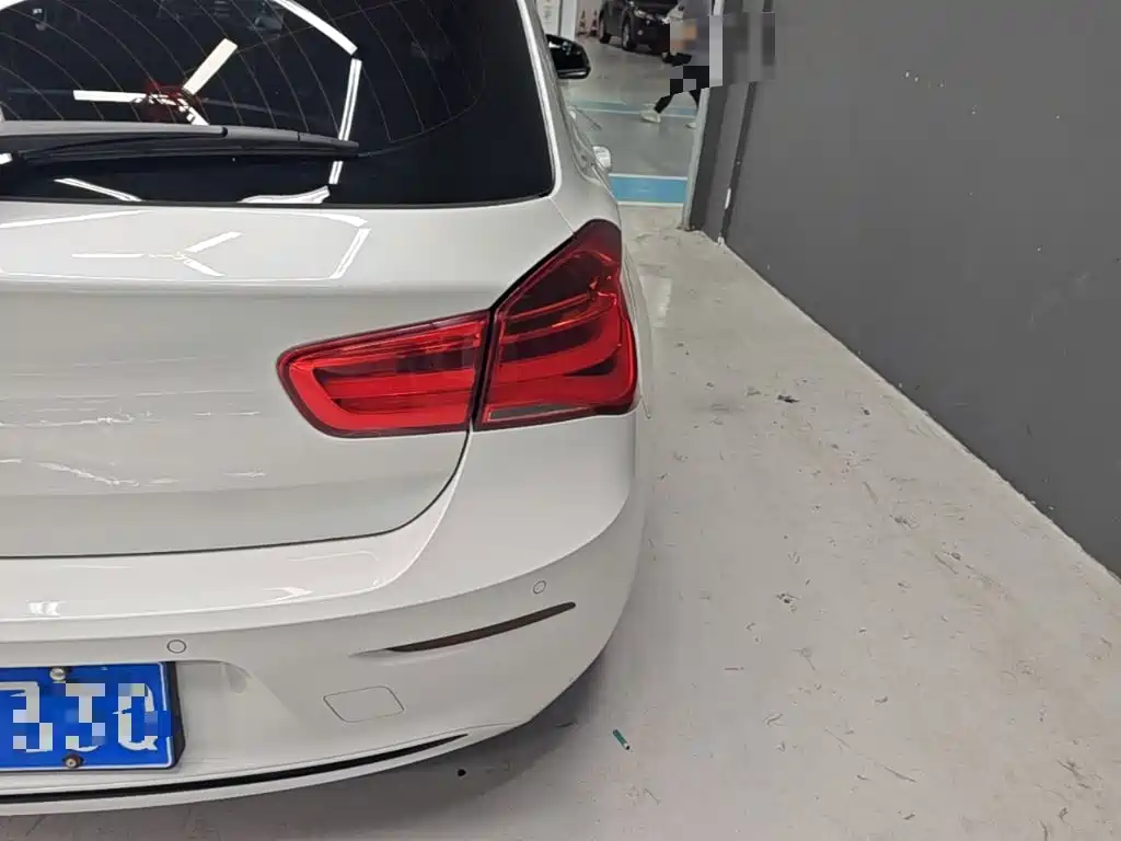 BMW 1 Series (Import) — миниатюра 8