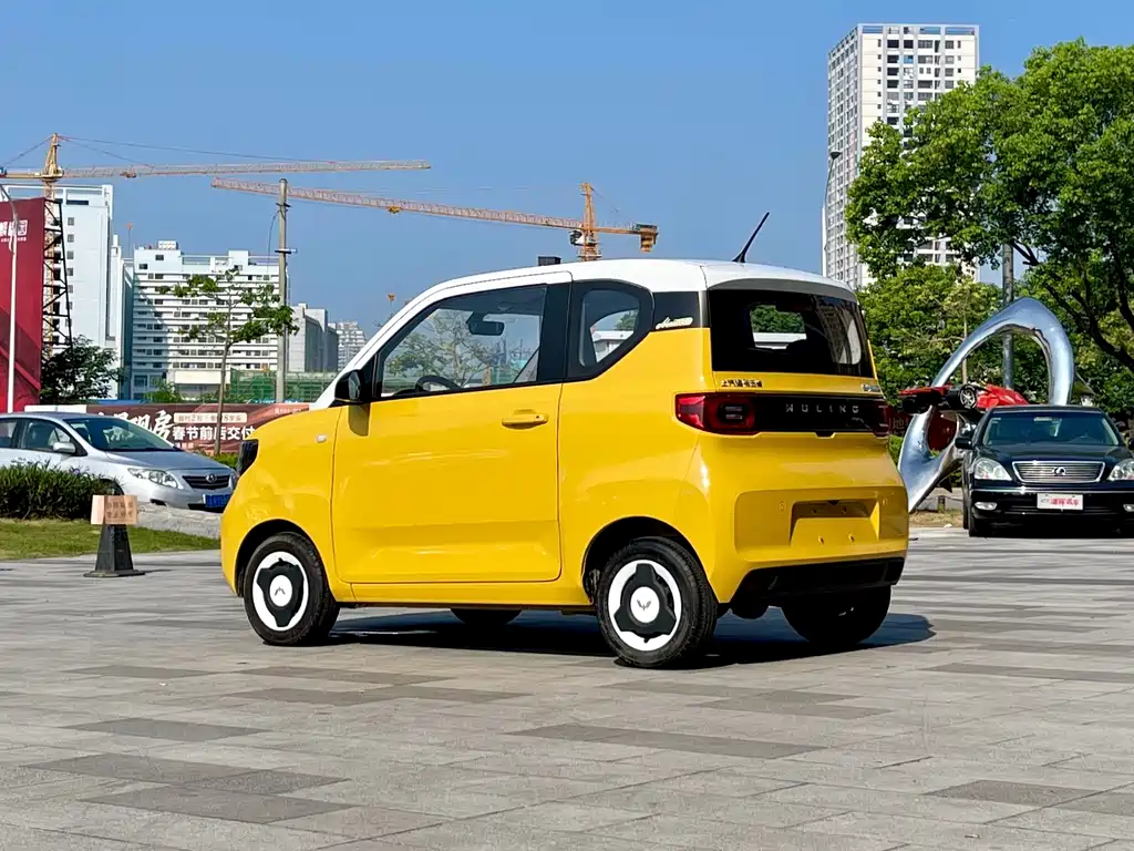 Wuling MINIEV — миниатюра 5