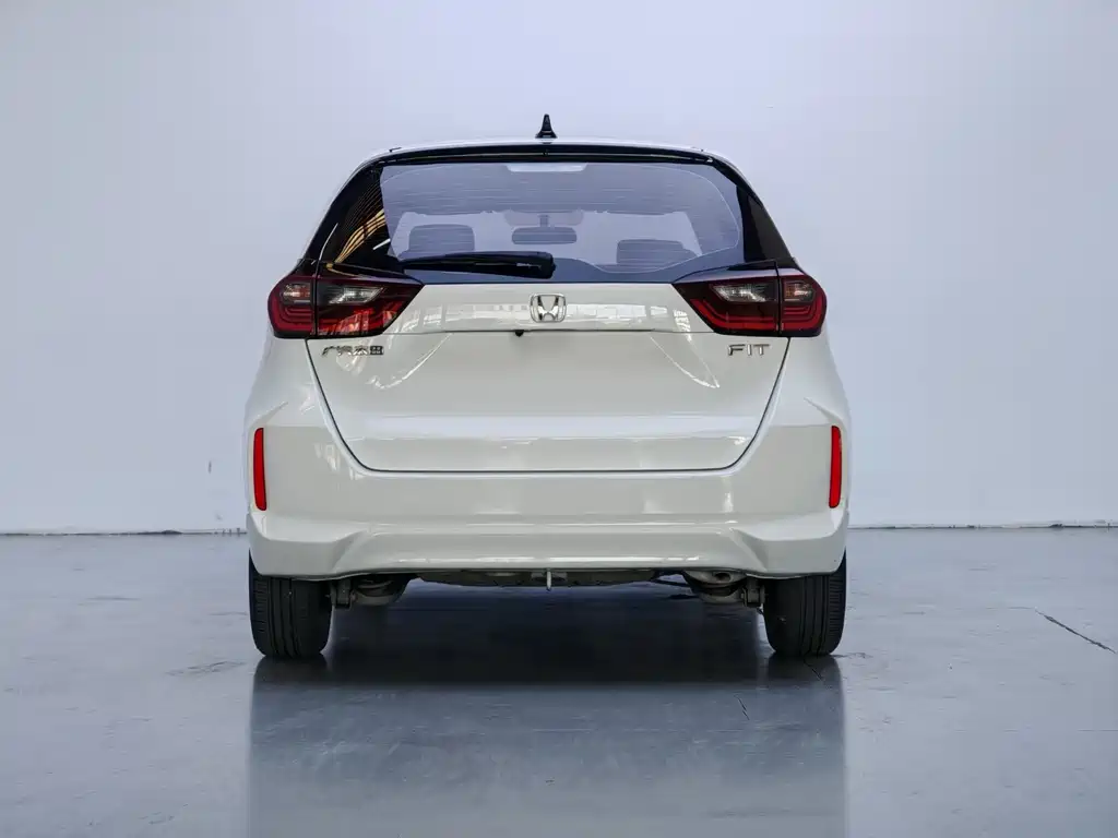 Honda Fit — миниатюра 5