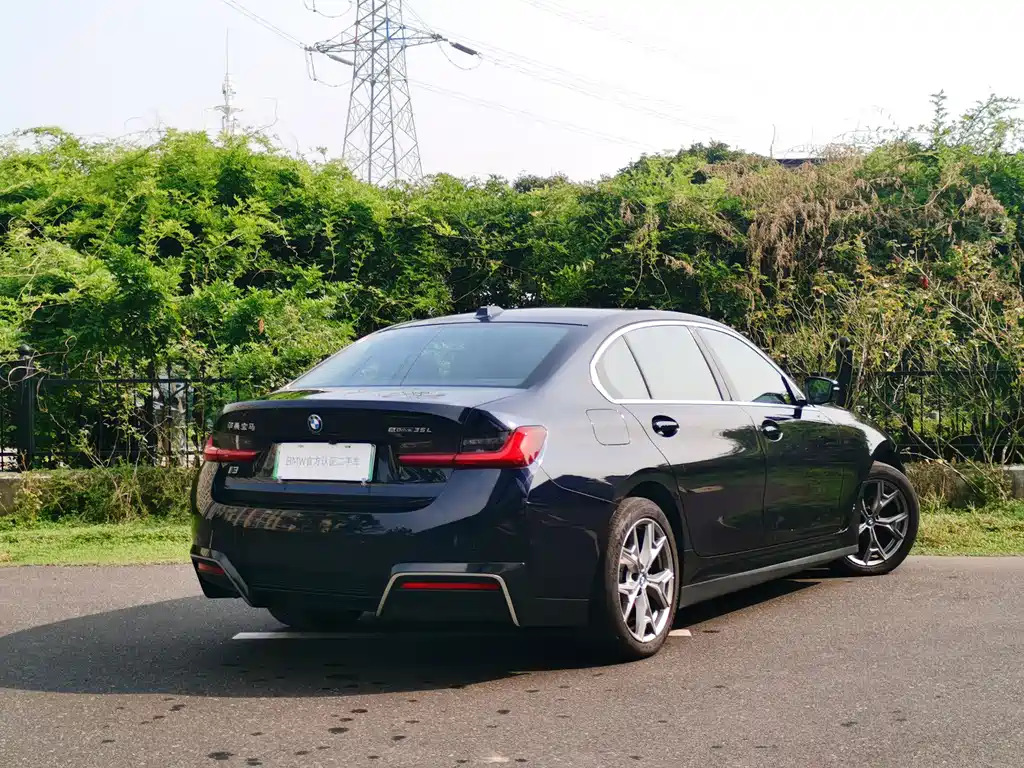 BMW i3 — миниатюра 4