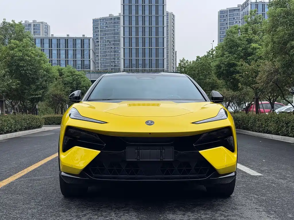 Lotus Eletre — миниатюра 2