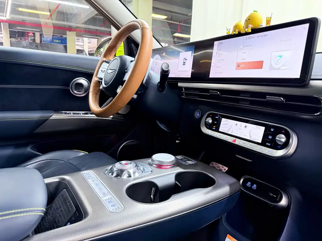 Genesis GV60 — миниатюра 31