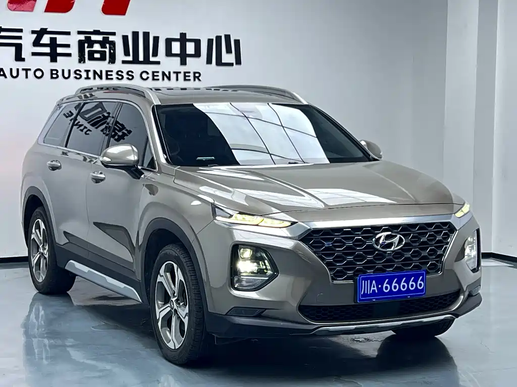 Hyundai Santa Fe — миниатюра 3