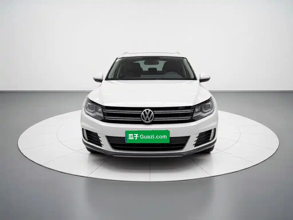 Volkswagen Tiguan — миниатюра 2