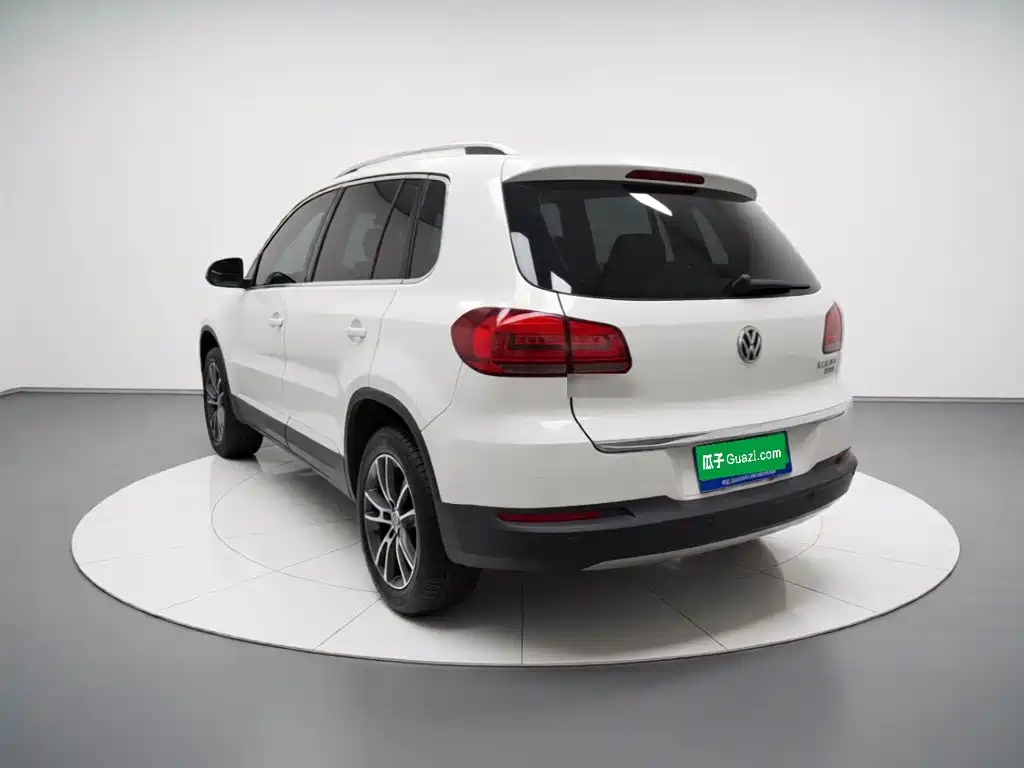 Volkswagen Tiguan — миниатюра 4