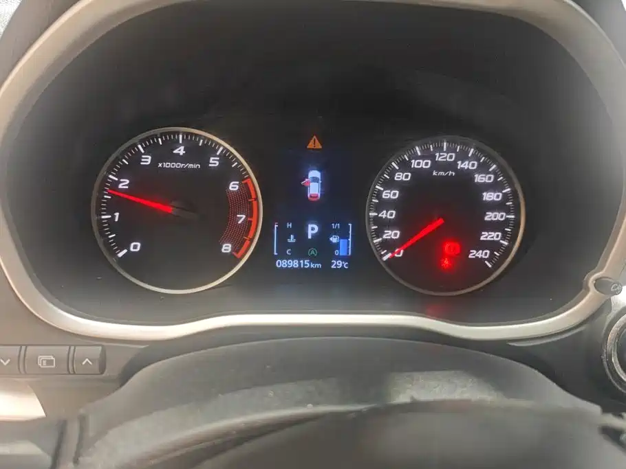 Mitsubishi Eclipse Cross — миниатюра 14
