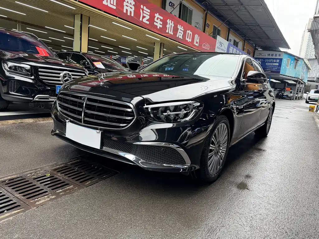 Mercedes-Benz E-Class 2023