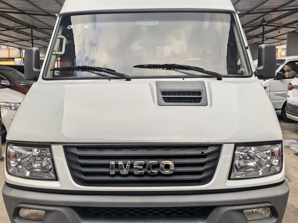 IVECO Daily — миниатюра 2