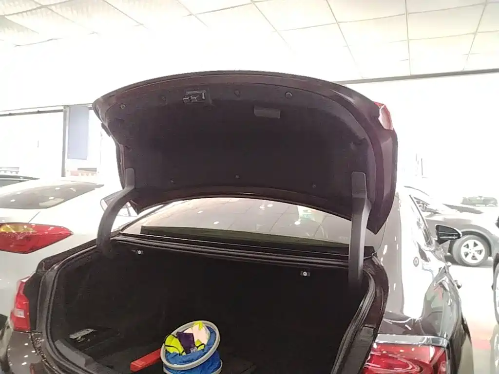 Buick LaCrosse — миниатюра 19