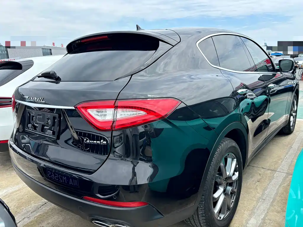 Maserati Levante — миниатюра 13