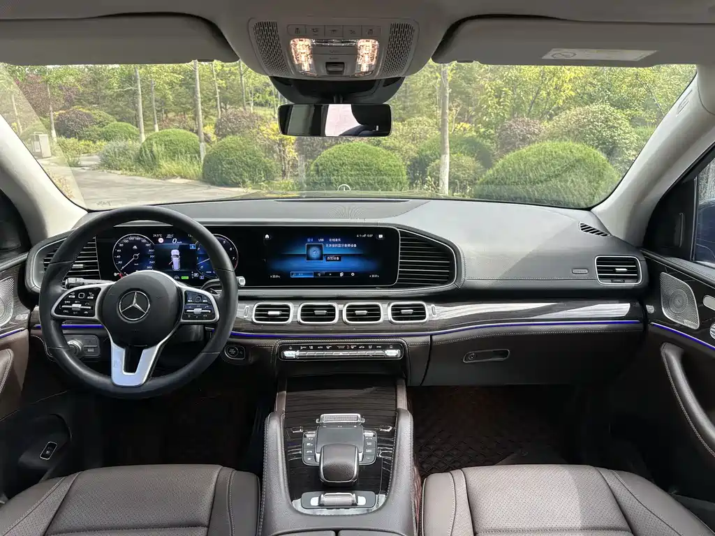 Mercedes-Benz GLS — миниатюра 7