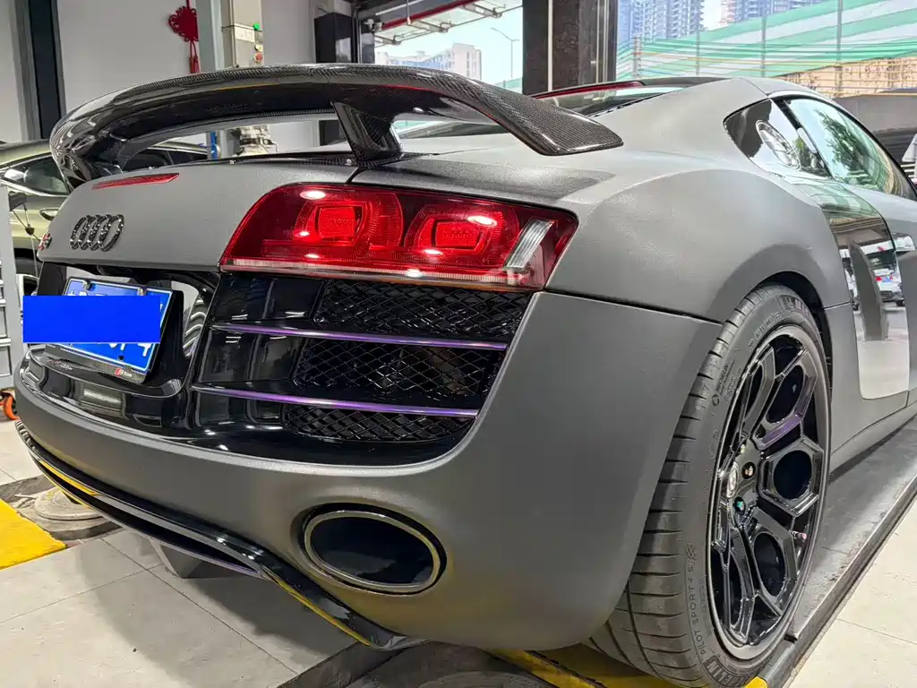 Audi R8 — миниатюра 7