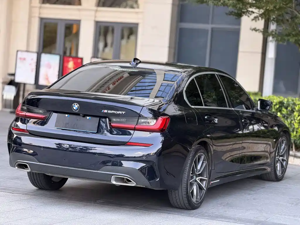 BMW 3 Series — миниатюра 10