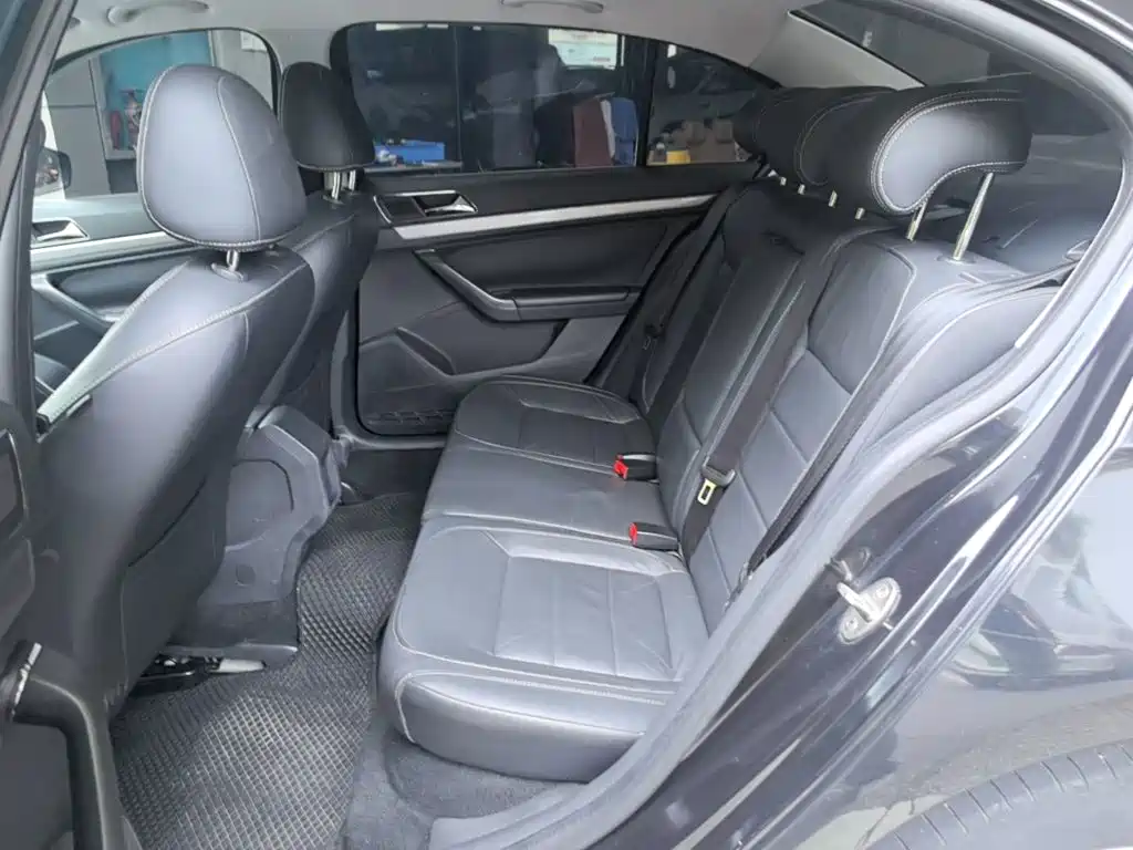 Volkswagen Lavida — миниатюра 17
