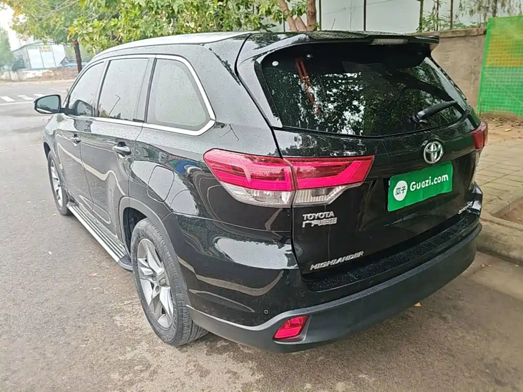 Toyota Highlander — миниатюра 5