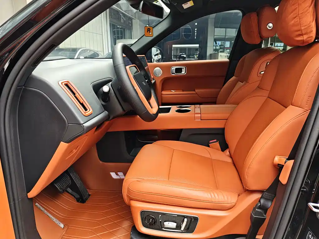 Li Auto Li L8 — миниатюра 10
