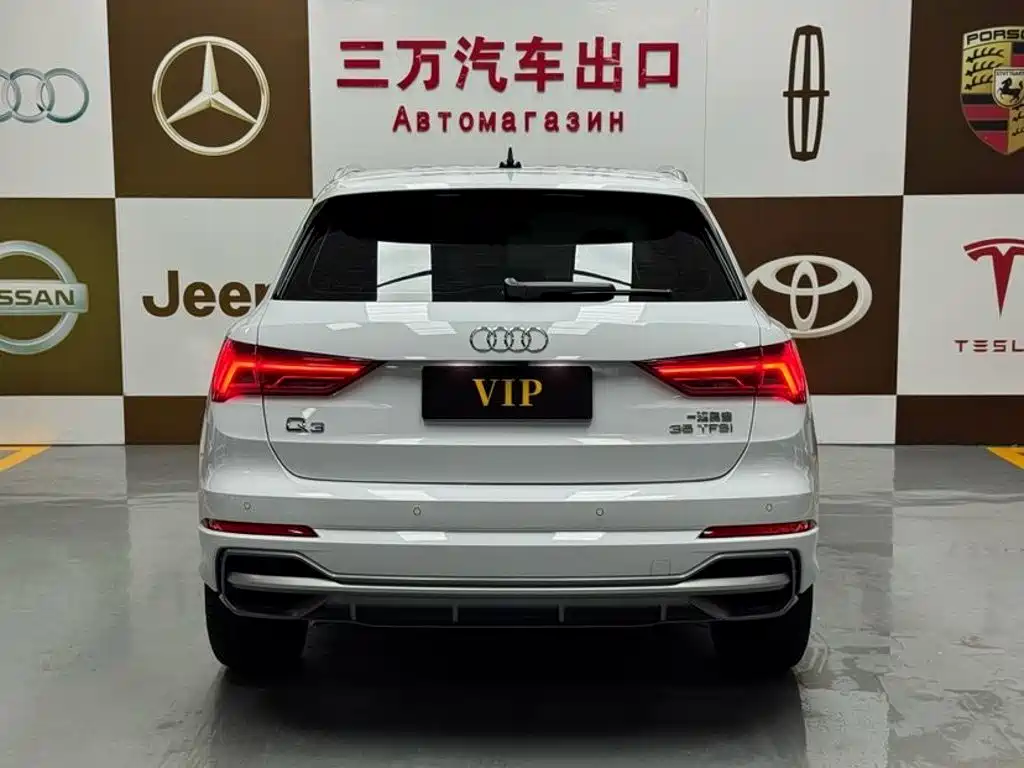 Audi Q3 2022 35 TFSI Fashion