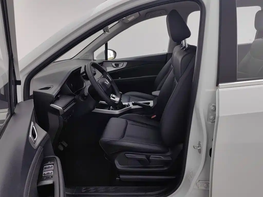 Wuling Jiachen — миниатюра 10