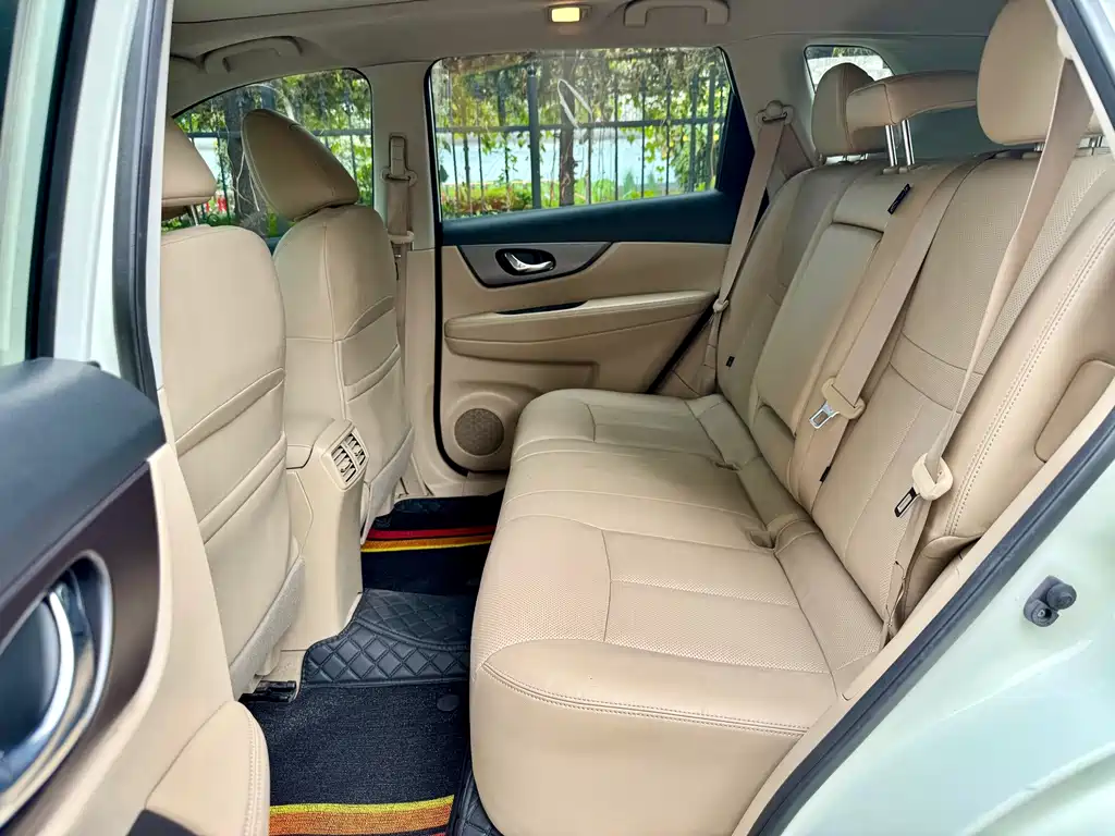 Nissan X-Trail — миниатюра 16