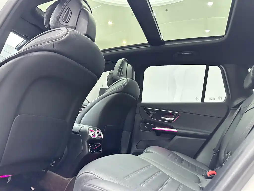 Mercedes-Benz GLC — миниатюра 15