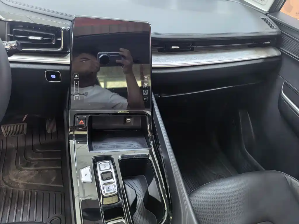 Hyundai Custo 2022 270TGDi Flagship TOP