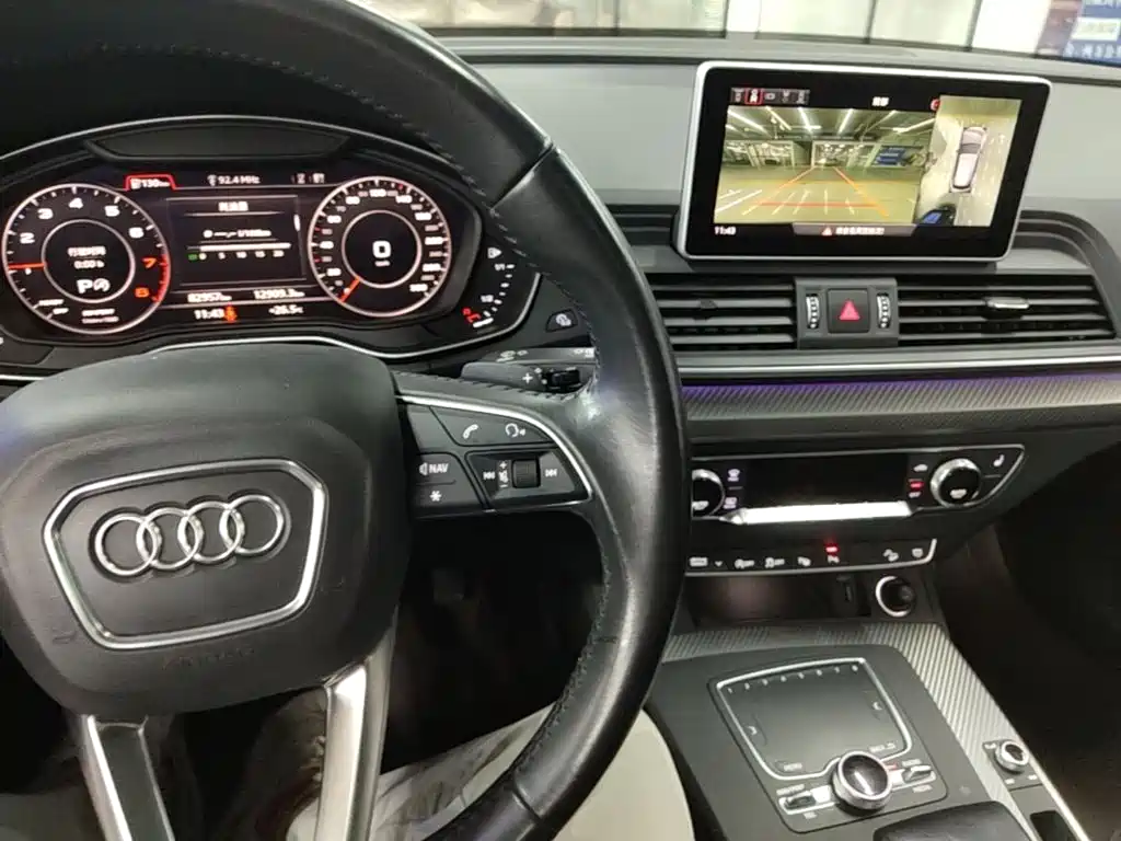 Audi Q5L — миниатюра 10