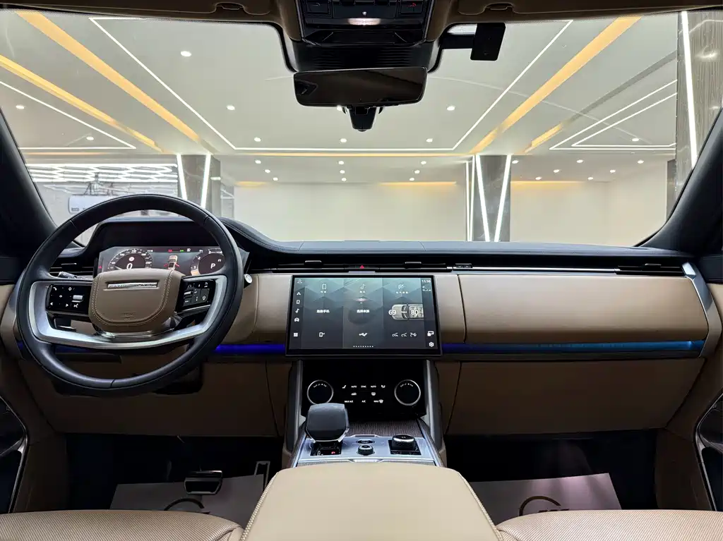 Land Rover Range Rover 2023 3.0 L6 360PS