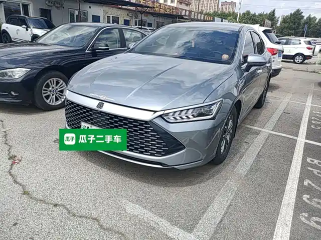2025 BYD Qin