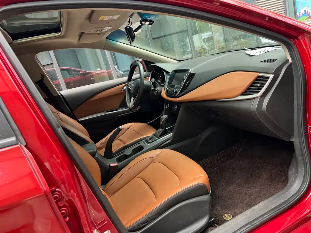 Chevrolet Cavalier — миниатюра 10