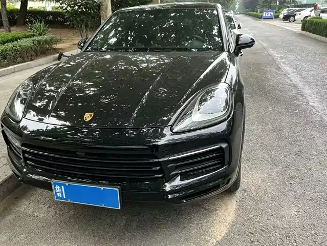 2022 Porsche Cayenne
