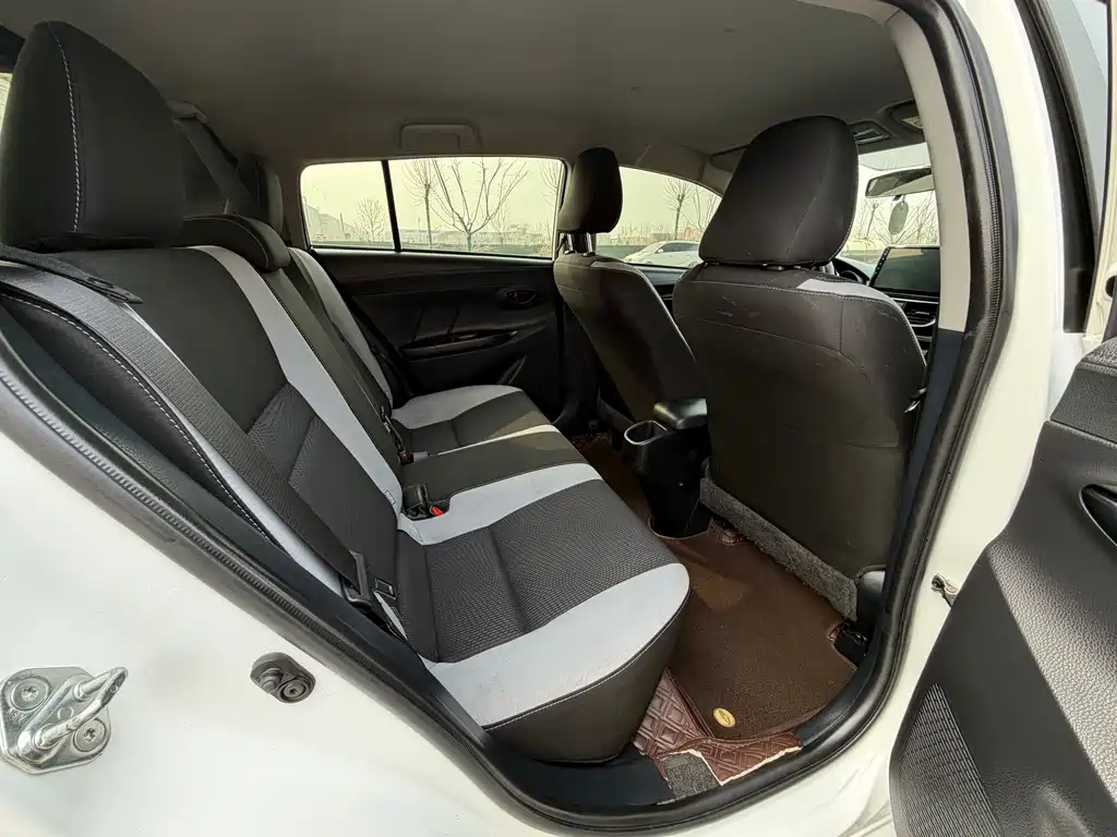 TOYOTA YARIS L ZHIXUAN